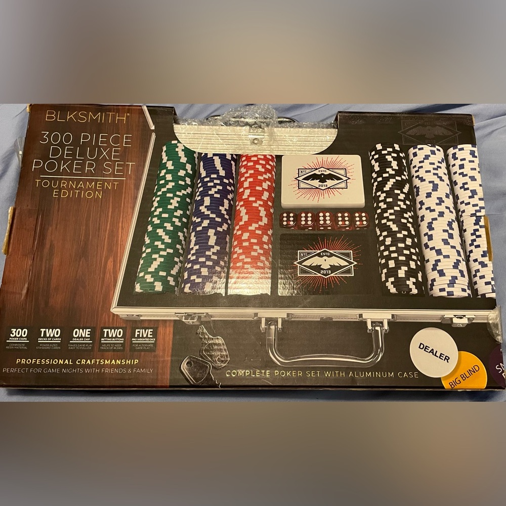 Brand New 300 Piece Poker Set Tournament Edition